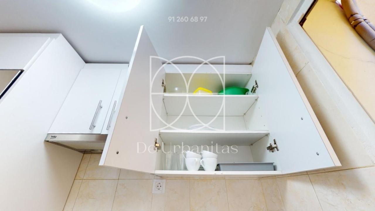 Cozy Apartment In Malasana For 4 Pax - Velarde Madrid Buitenkant foto