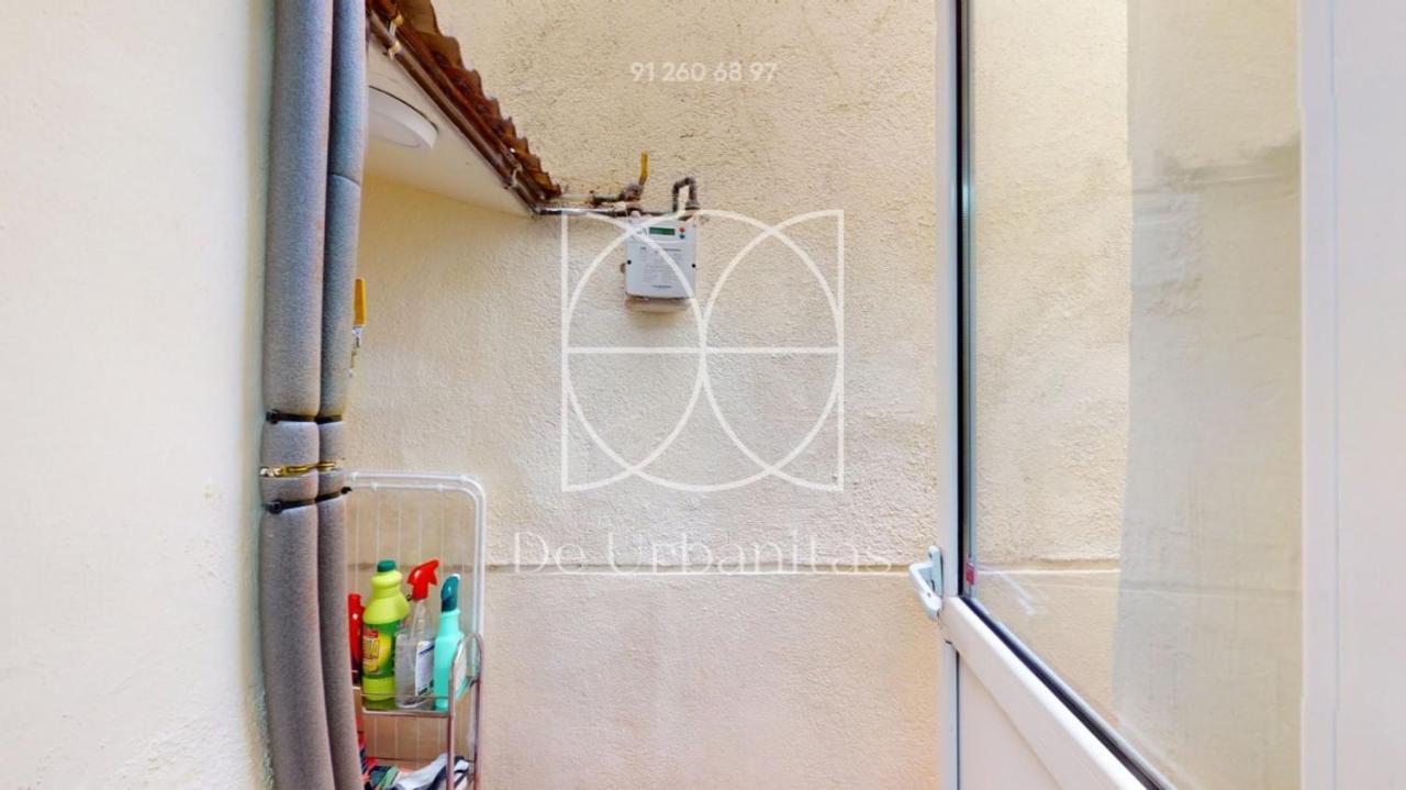 Cozy Apartment In Malasana For 4 Pax - Velarde Madrid Buitenkant foto