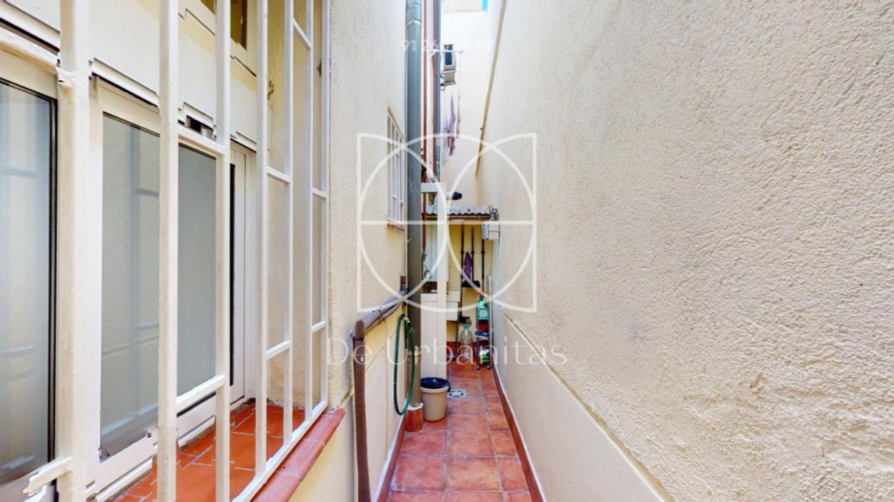 Cozy Apartment In Malasana For 4 Pax - Velarde Madrid Buitenkant foto