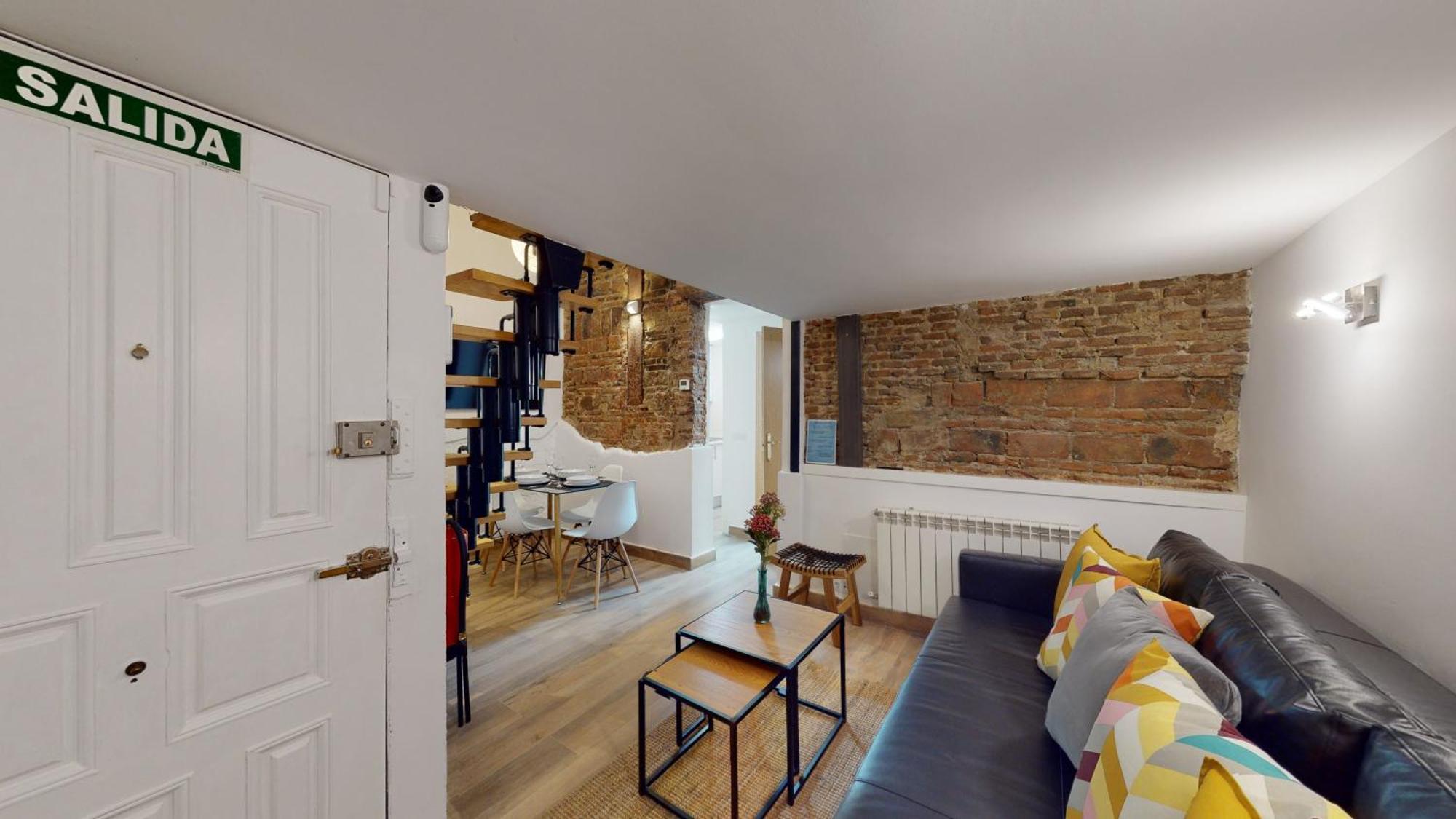 Cozy Apartment In Malasana For 4 Pax - Velarde Madrid Buitenkant foto